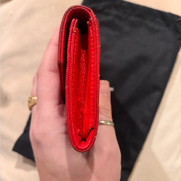 Saint Laurent YSL Red Leather Compact Wallet with Gold Logo GUC - Picture 7 of 15
